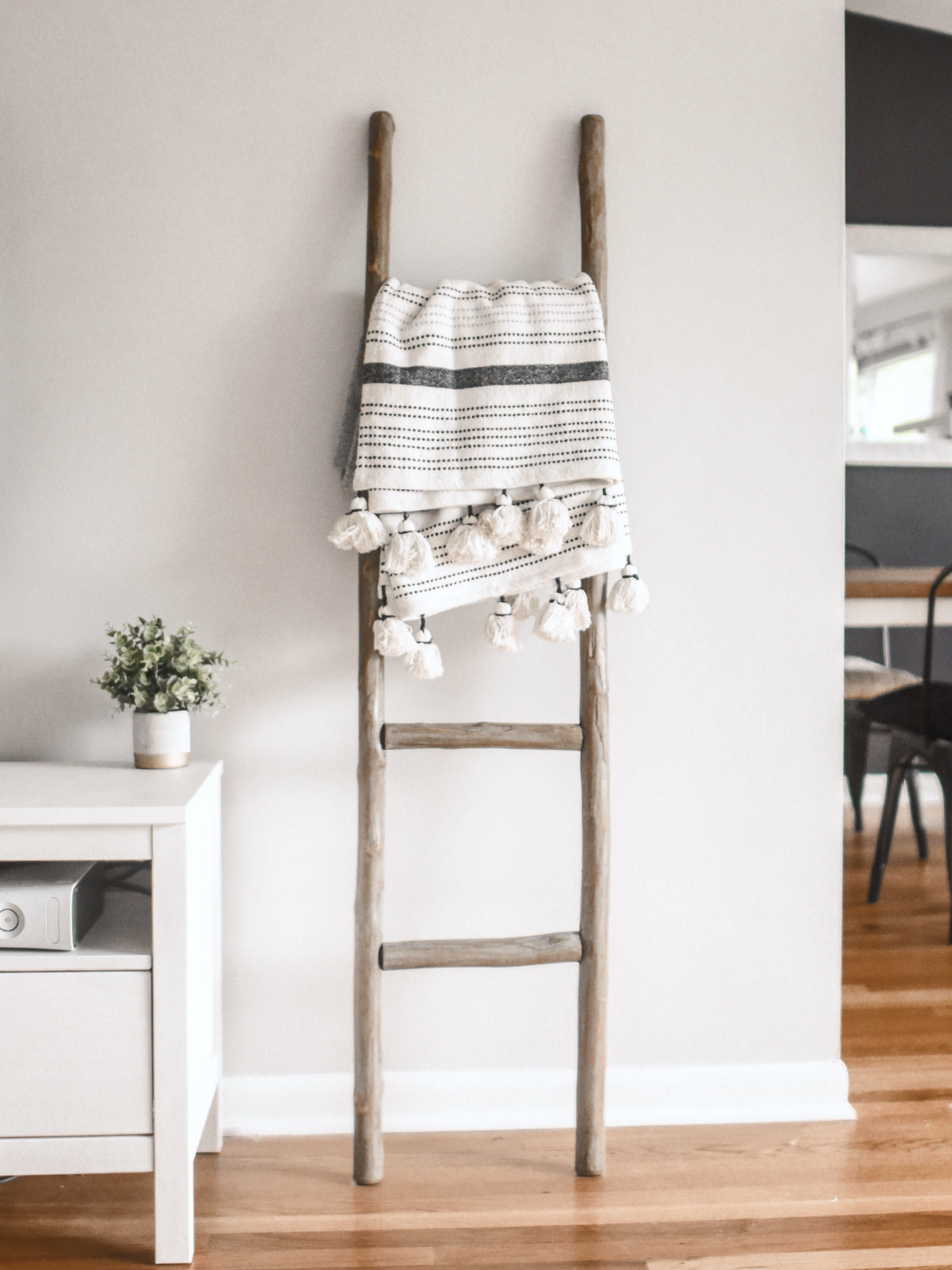 Blanket ladder